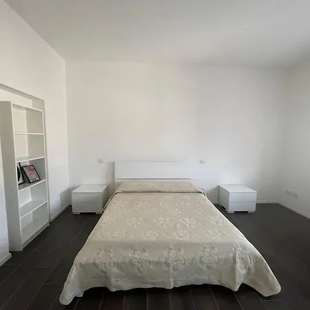 Apartman Mentana House